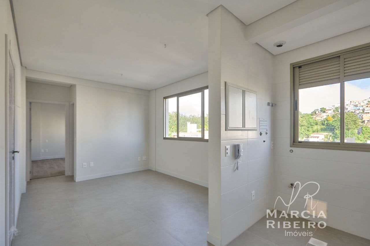 Apartamento com 1 dormitório na Carvoeira, Florianópolis/SC