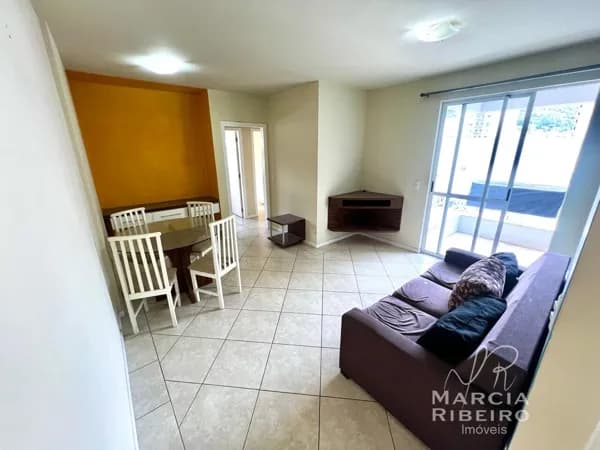 Apartamento 2 quartos com suíte na Trindade