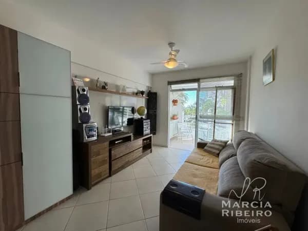 Apartamento 2 Dormitórios com suíte no Itacorubi