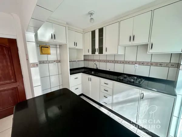 Apartamento 02 Quartos na Trindade