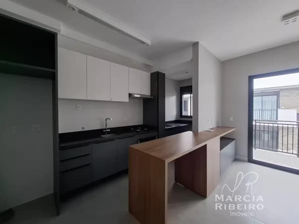 Apartamento de 1 dormitório na Cachoeira do Bom Jesus, Florianópolis/SC