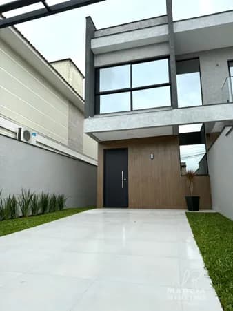 Casa Geminada nos Ingleses com 3 dormitórios, sendo 1 suíte