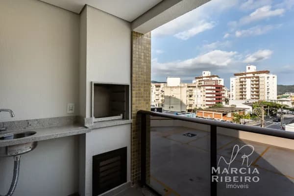 Apartamento Trindade O2 dormitórios