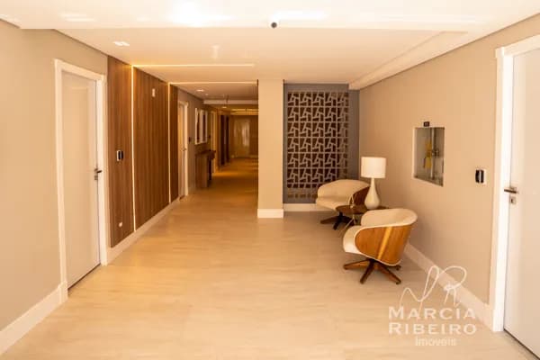 Apartamento novo na Trindade com 2 quartos