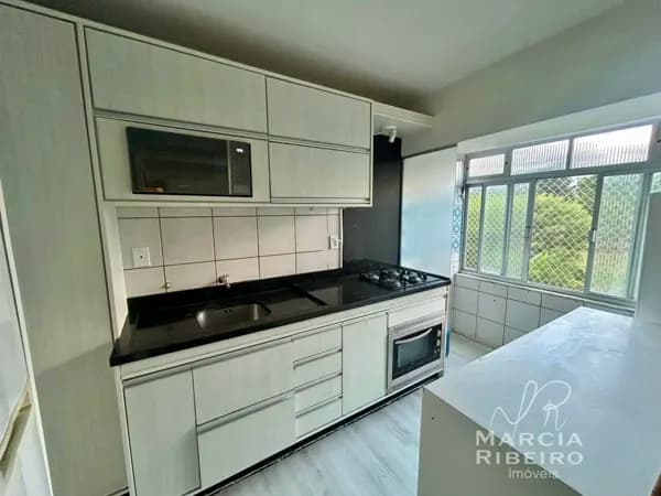 Apartamento 2 Quartos com Suíte na Trindade
