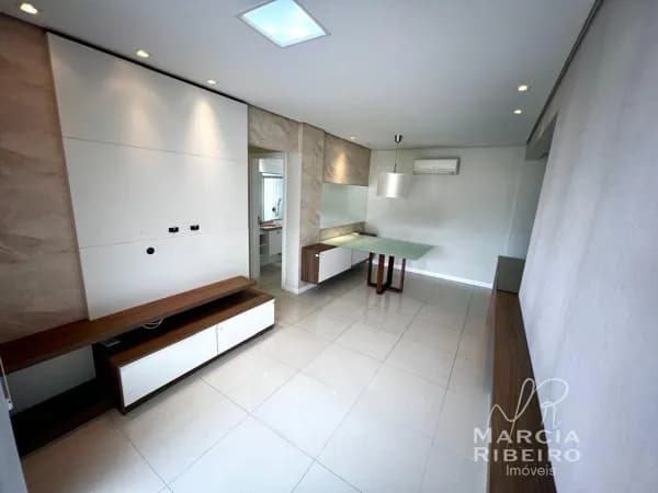 Apartamento 02 Dormitórios com Suíte no Itacorubi