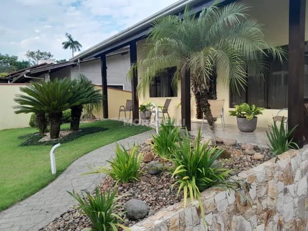 Casa em Blumenau - Velha Central