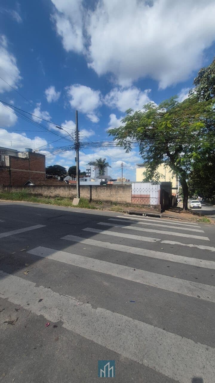 Lote comercial à venda na melhor localização do Bom Pastor