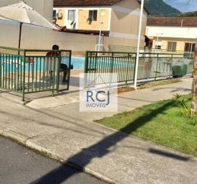 Casa em Condomínio em Guaratiba 02 quartos