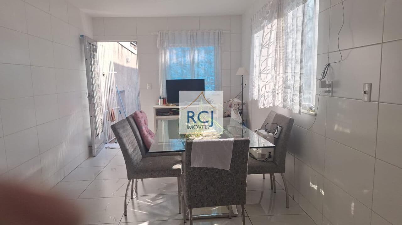 Casa á venda em São Cristóvão RJ