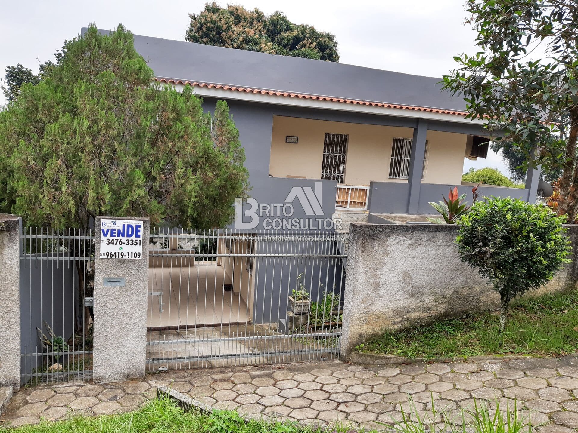 Excelente Casa à Venda Três Quartos 180M² Por 150.000 Laranjal São Gonçalo/RJ.