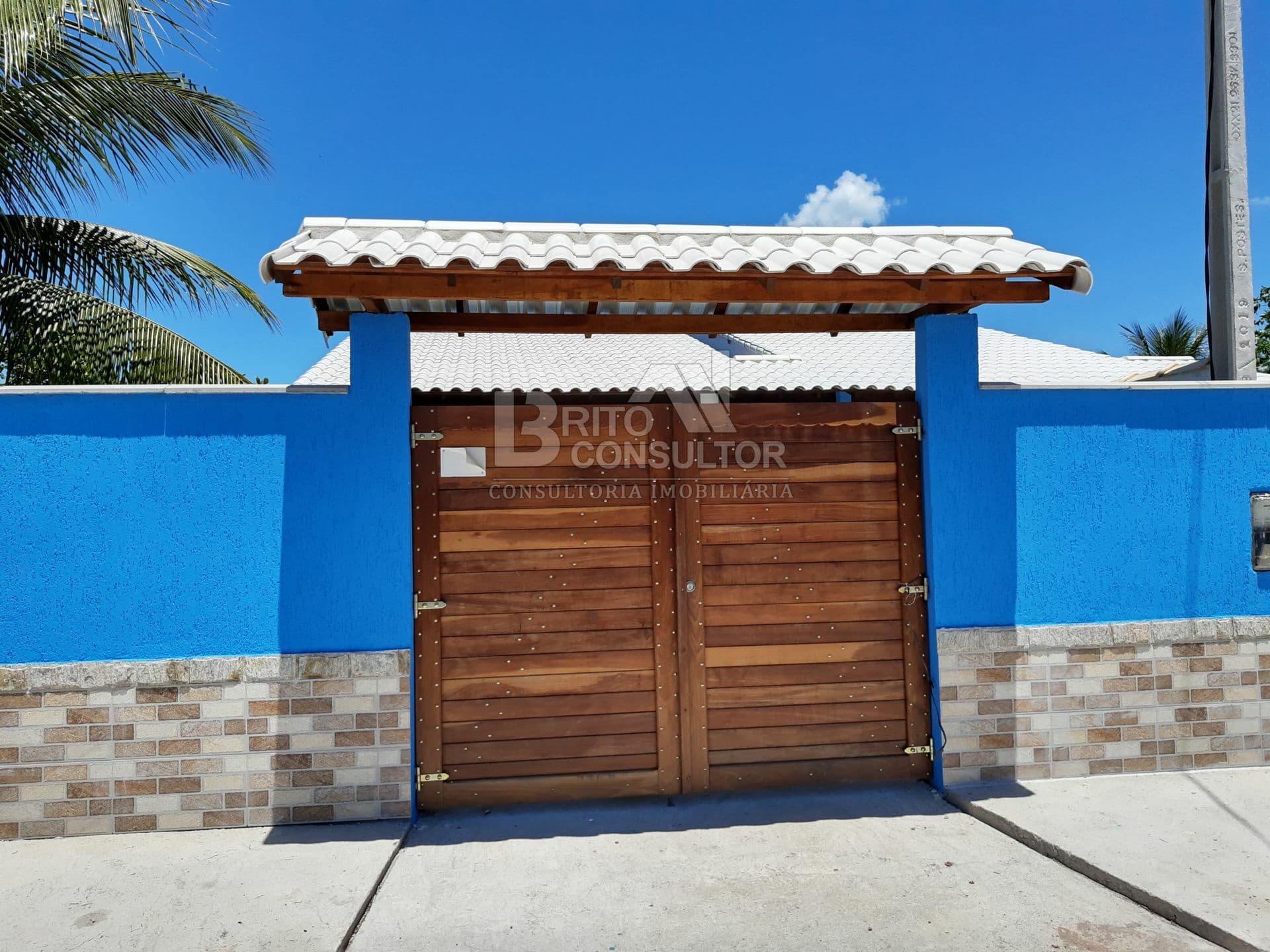 Casa Linear á Venda Dois Dormitórios (sendo um suíte) São José do Imbassaí -Maricá/RJ.