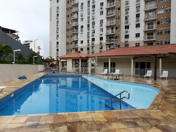 Vendo Apartamento com 2 Quartos, Suíte, 1 Vaga, Sol Manhã, Centro São Gonçalo/RJ.
