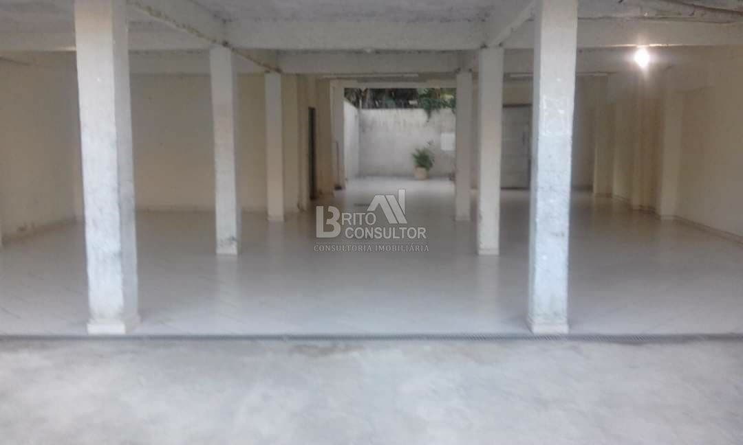 Casa Térrea e Sobrado Três Dormitórios á Venda (Ponto Comercial) Excelente Localização 200M² Por 690.000 - Lindo Parque São Gonçalo/RJ.