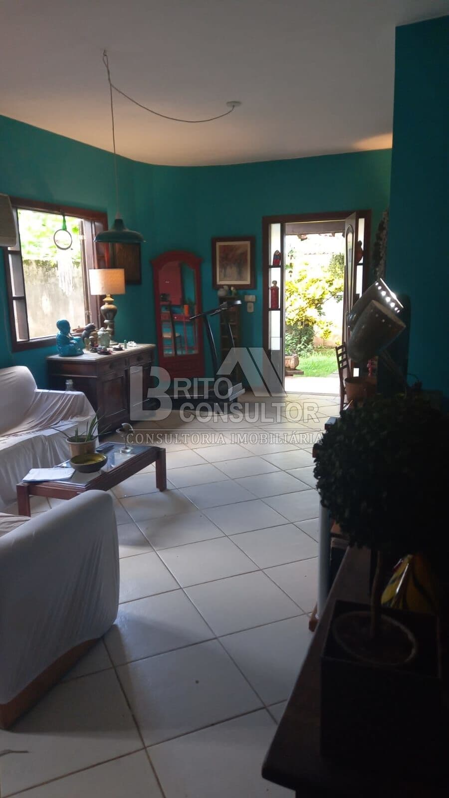 Casa à Venda em Itaipu, 3 Qts, Suíte, 2 Vagas, Quintal - Itaipu Niterói