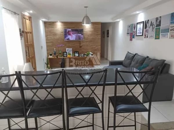 Casa 2 Quartos à Venda em Trindade | São Gonçalo - 196m² Suíte, Quintal e Terraço