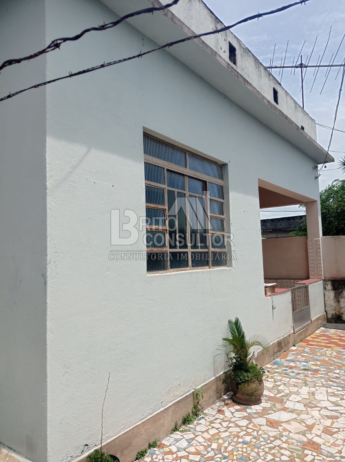Casa à Venda no bairro Pacheco 141 m² 3 Qts, 2 Banh, Varanda, Quintal - Pacheco - São Gonçalo/RJ.