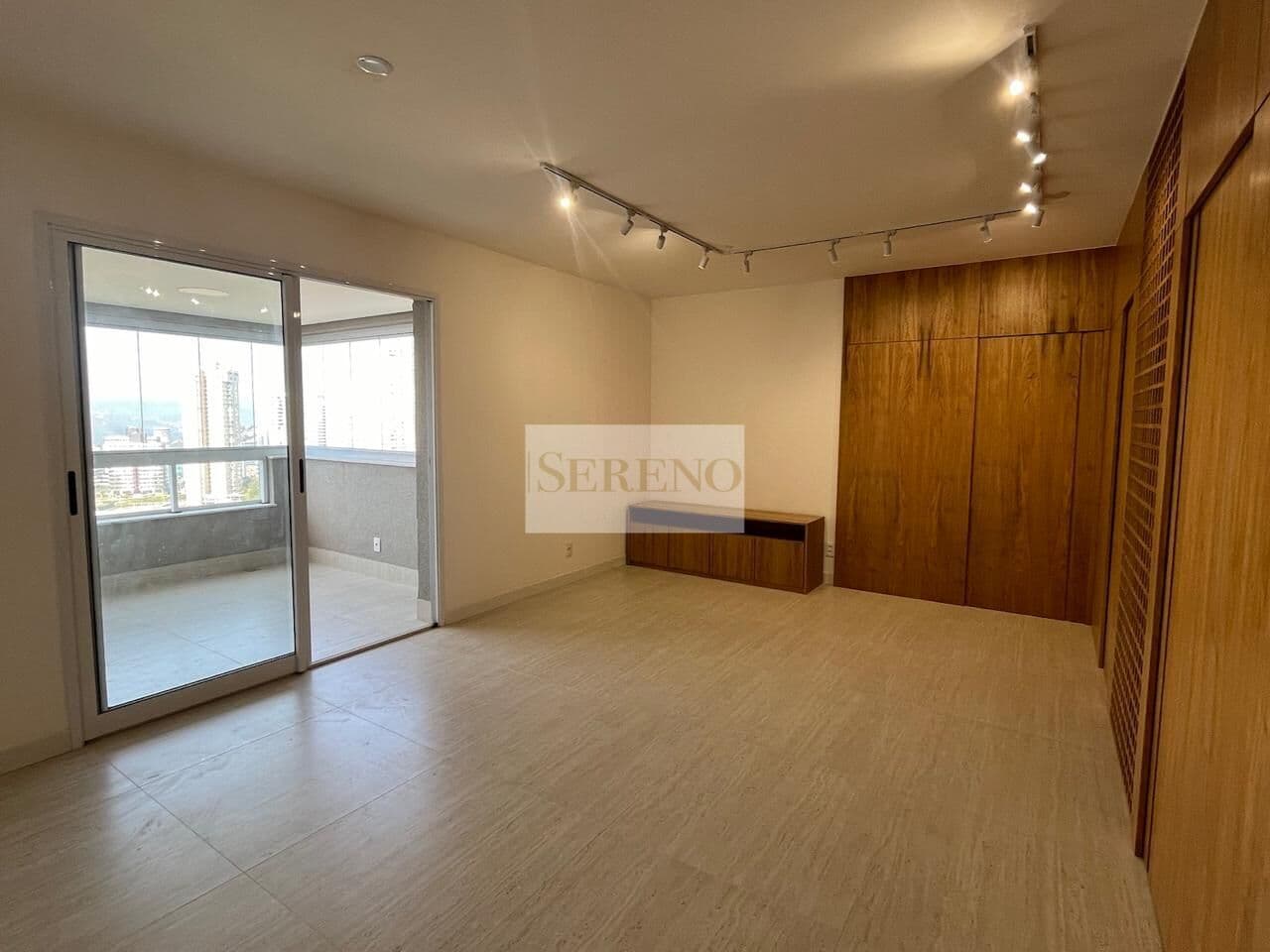 Apartamento alto luxo 03 quartos decorado a venda, 112 m2, suíte, varanda com churrasqueira e bancada de pia, Cozinha, área de serviço, super alto com vista sensacional para as montanhas, Piemonte, Nova Lima, MG.