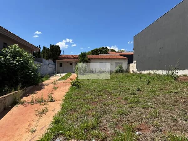 Lote residencial comercial alto padrão murado contendo 523 m2 a venda, no melhor do Belvedere, Belo Horizonte, MG.