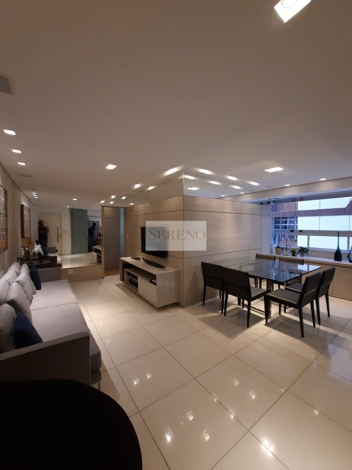 Apartamento de luxo 03 quartos a venda, 95 m², 01 Suíte, 02 vagas, DCE e lazer no Lourdes, Belo Horizonte, MG.
