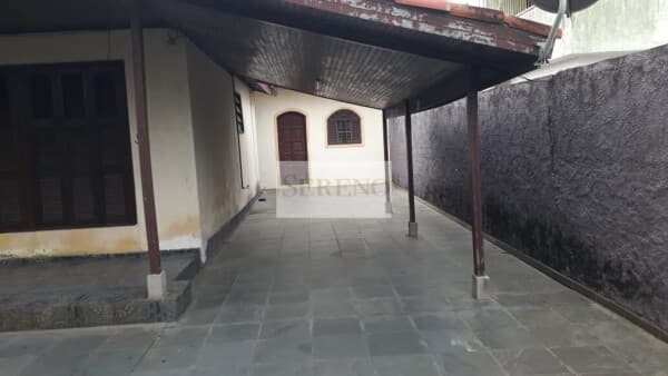 Casa térrea a venda, local sensacional no bairro Braga, Cabo Frio/RJ, distante 400 metros da Praia do Forte, perto das dunas!