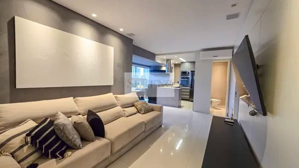 Apartamento de luxo 01 suíte a venda, 56 m2, 02 banhos, marcenaria, 01 vaga, lazer tipo resort, box despejo, fino acabamento, super alto com vista, Vila da Serra, Nova Lima, MG - Brasil.