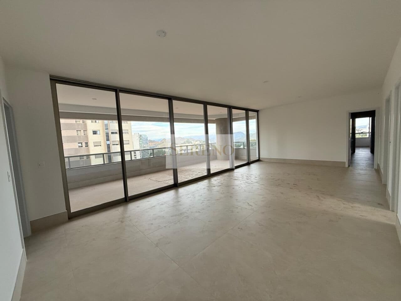 Apartamento alto luxo 04 suítes a venda, 208 m2, 06 banhos, sala ampla, varanda gourmet, DCE, resort, super alto c vista maravilhosa, Vale do Sereno, Nova Lima, MG.