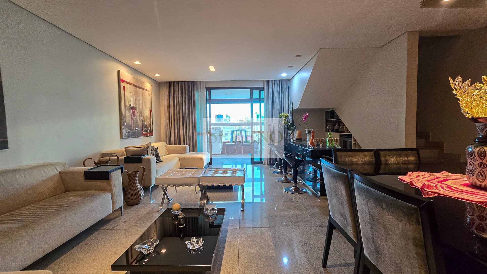 Cobertura Duplex de luxo 05 quartos a venda, 2 Suítes, 386 m2, varanda, lazer, 4 vg, vista, Gutierrez, BH - MG.