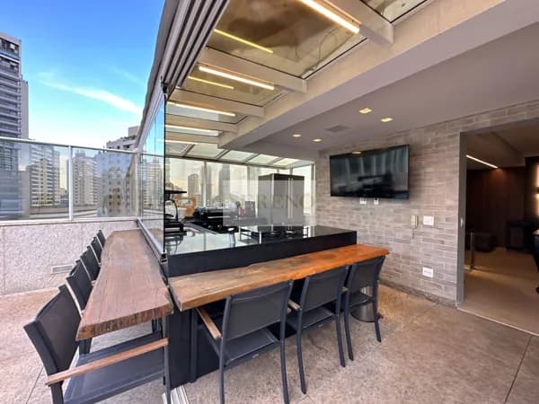 Cobertura duplex alto luxo 03 quartos a venda, 205 m², 02 pavimentos, estar íntimo área externa com jacuzzi, deck, área gourmet, ilha churrasqueira, marcenaria planejada, 04 vagas, DCE, lazer resort, Vila da Serra, Nova Lima, MG.