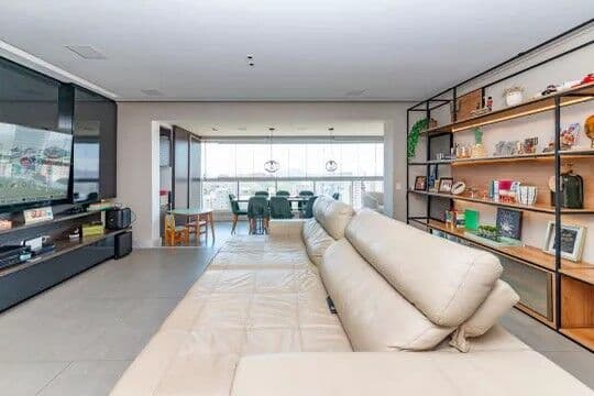 Apartamento de luxo 04 quartos a venda, 154 m2, 02 suítes e 02 semi, senso a master com closet, 04 banhos, ampla sala vários ambientes, varanda gourmet, marcenaria de 1ª em todos os cômodos, ar condicionado, cozinha equipada, DCE completo, super alto c v