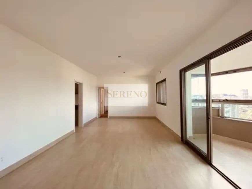 Apartamento de luxo 03 quartos a venda, 131,06 m2, andar super alto com vista, recém entregue, DCE e lazer no Vale do Sereno, Nova Lima, MG.