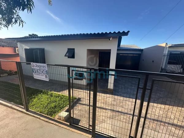 VENDE-SE CASA COMPLETA B. JARDIM - IJUÍ/RS