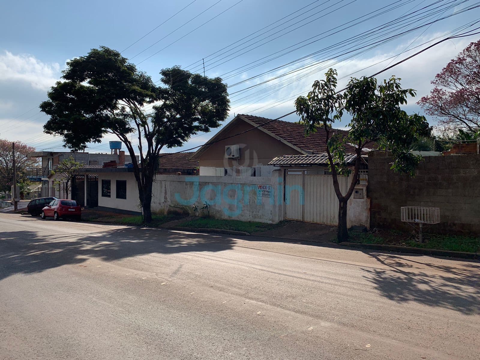 CASA COM 155M2 NO BAIRRO BURTET