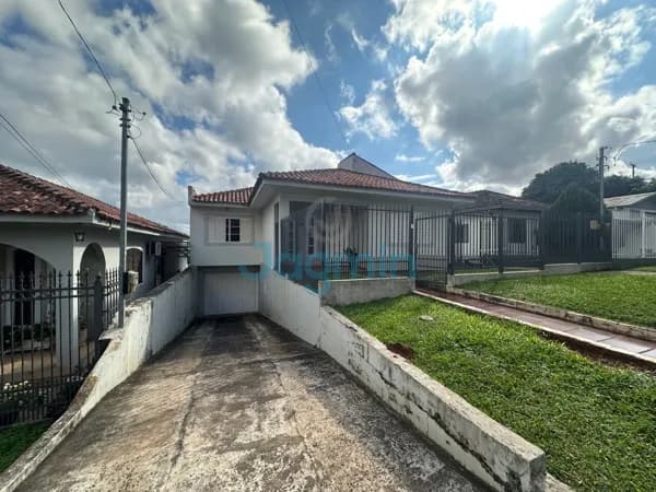 VENDE-SE CASA NO BAIRRO SÃO PAULO - IJUÍ/RS