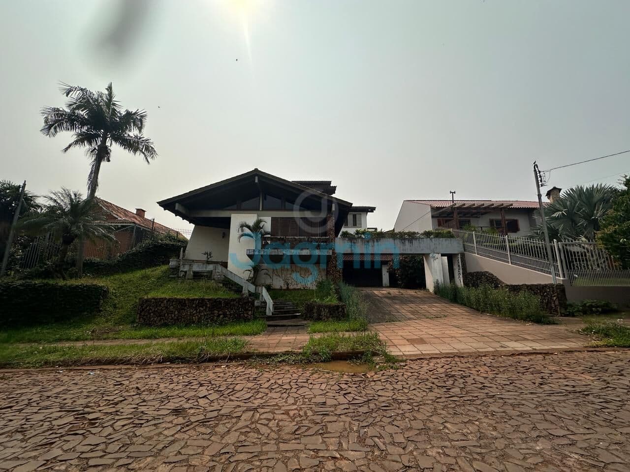 CASA DE ALTO PADRÃO