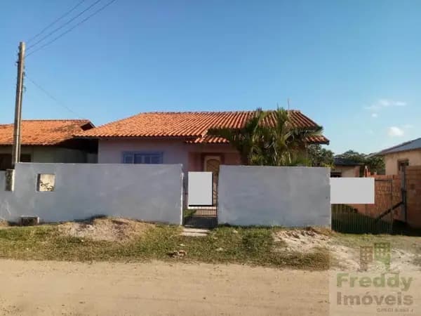 Casa à venda em Laguna/SC