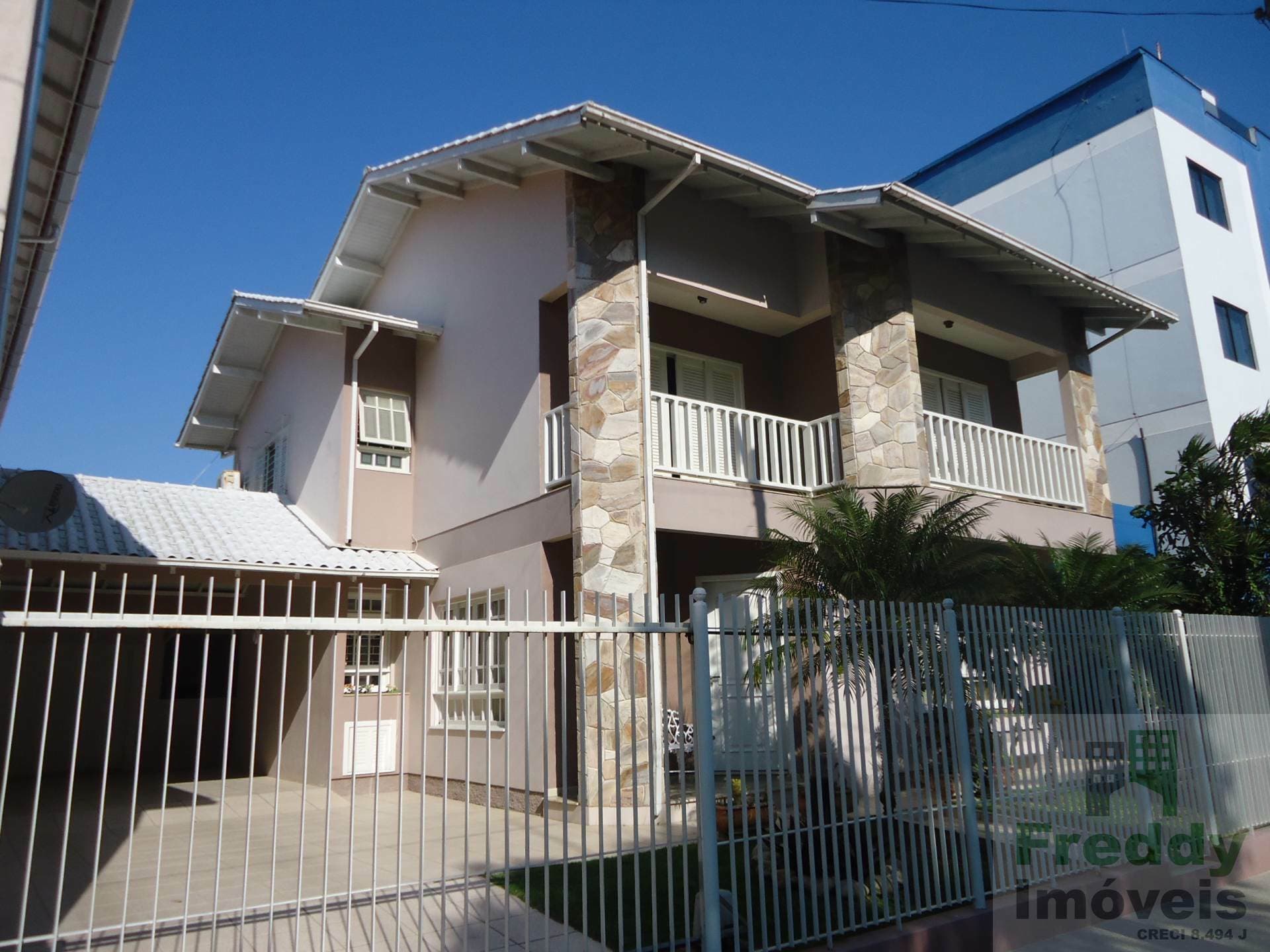 Casa à venda em Laguna/SC