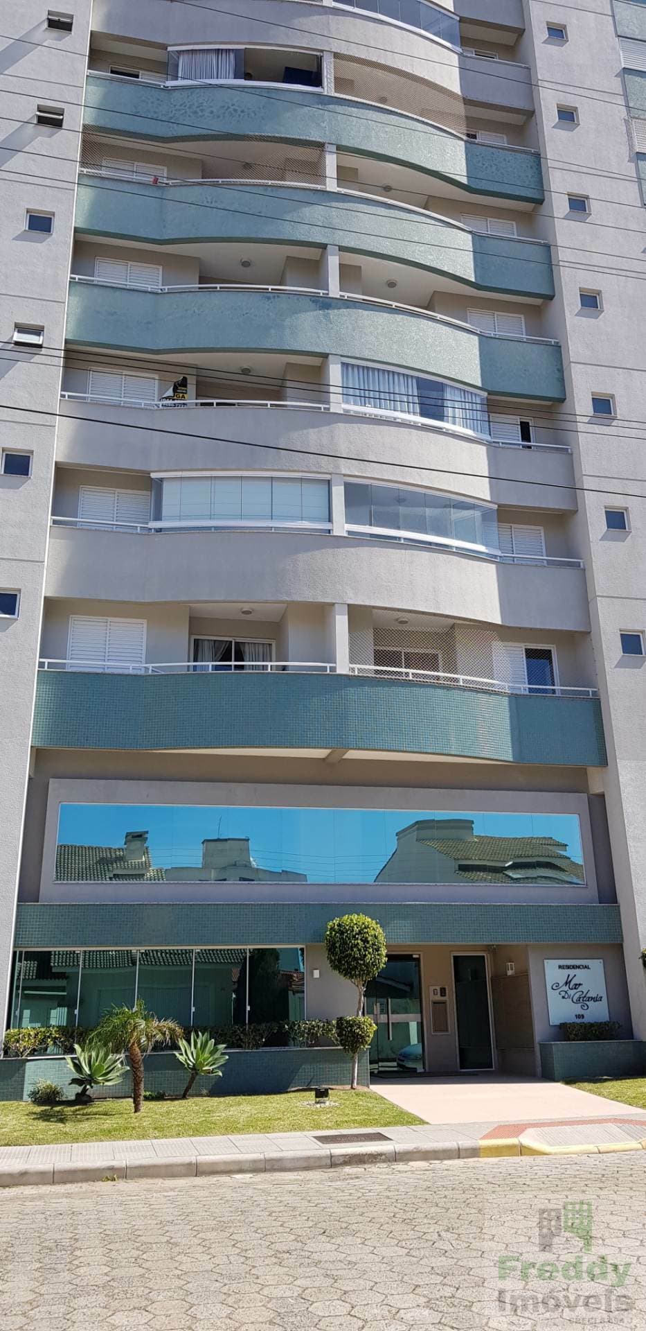 Apartamento à venda no bairro Mar Grosso em Laguna/SC