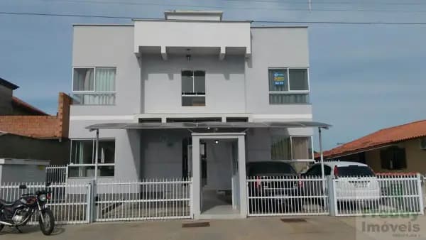Apartamento à venda em Capivari de Baixo/SC