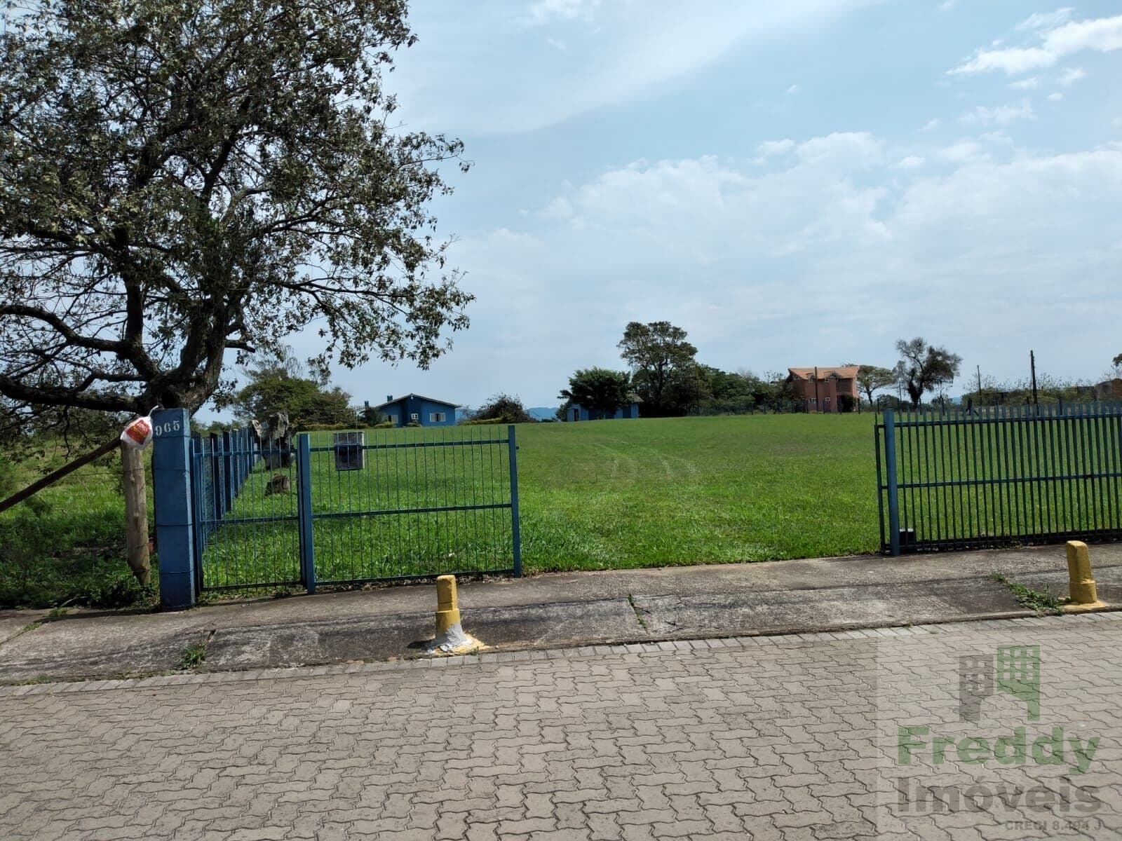 Lote/Terreno em Laguna - Barranceira