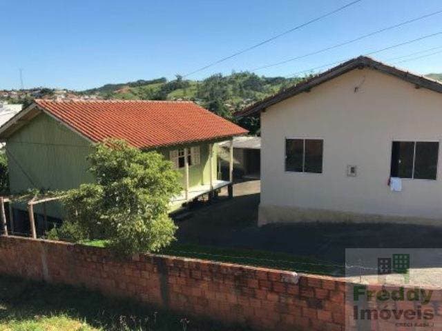 Casa à venda em Laguna/SC