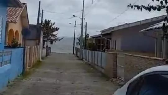 Casa em Laguna - Barranceira