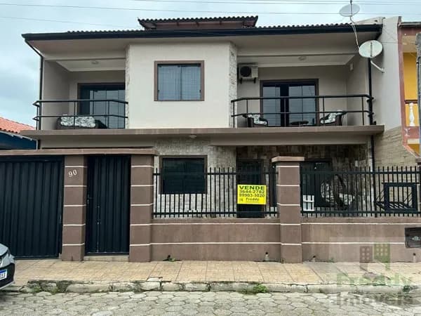 Casa em Laguna - Magalhães