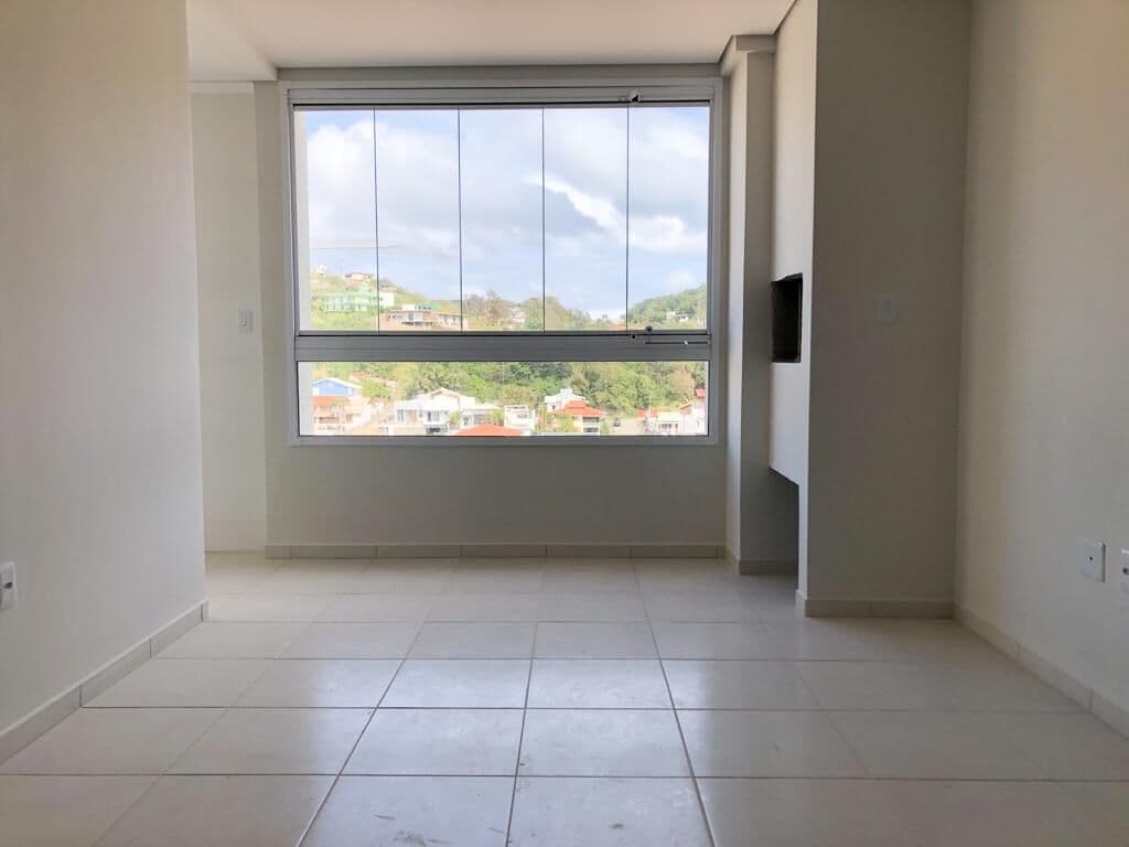 Apartamento de 2 dormitórios com suíte