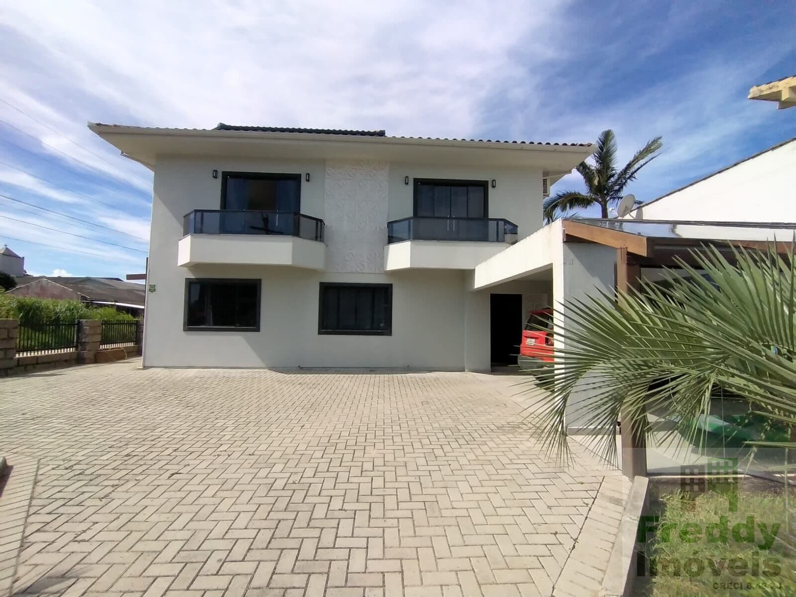 Casa à venda em Laguna/SC