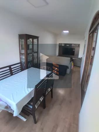 Amplo apartamento de 2 dormitórios em Perdizes