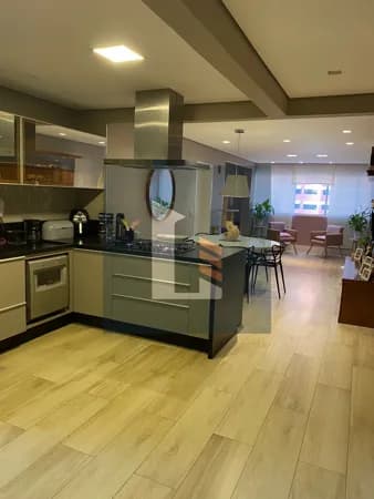 Apartamento 3 dormitórios na Pompéia