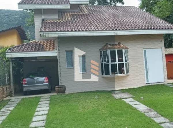 Sobrado Alto Padrão em Caraguatatuba