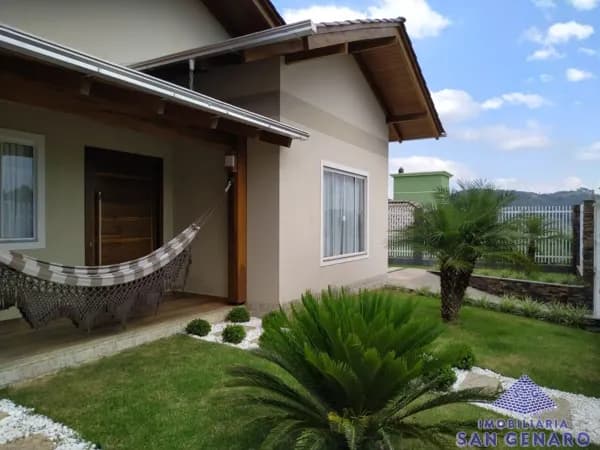 Casa - Rua Alamanda