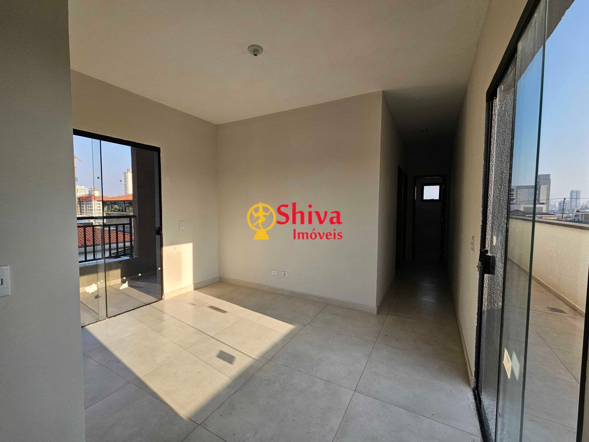 Apartamento à venda com sacada, na Vila Lais, Penha, SP